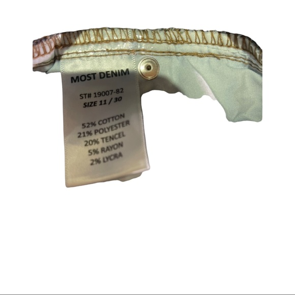 Jeans size 11 preowned - Picture 9 of 9